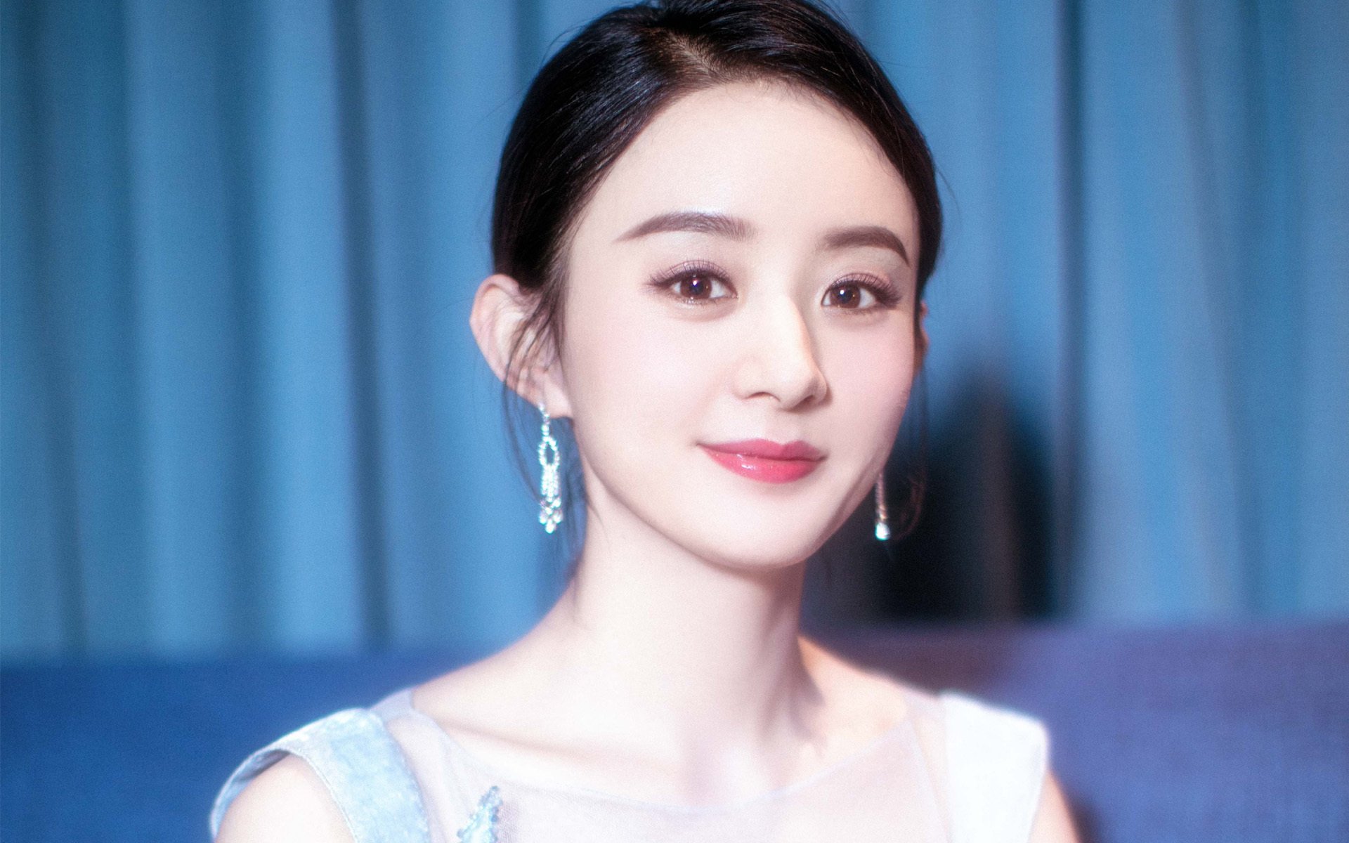 竞逐胜利:劲敌相遇,谁能笑到最后?,竞逐小说