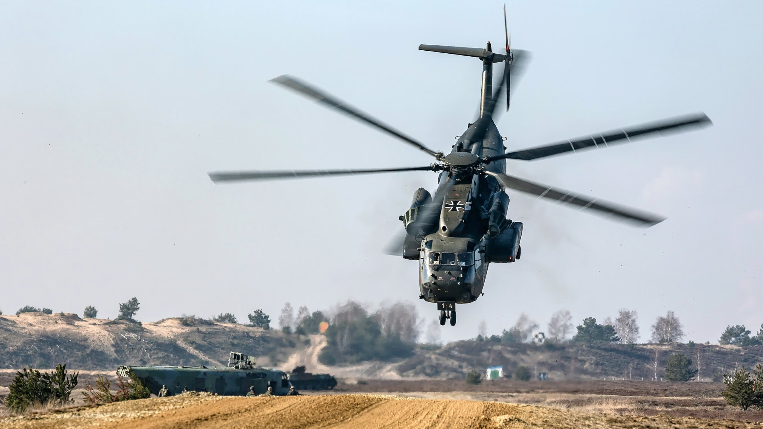 -英超冠军争夺：悬念成就最终荣耀！，英超夺冠奇迹