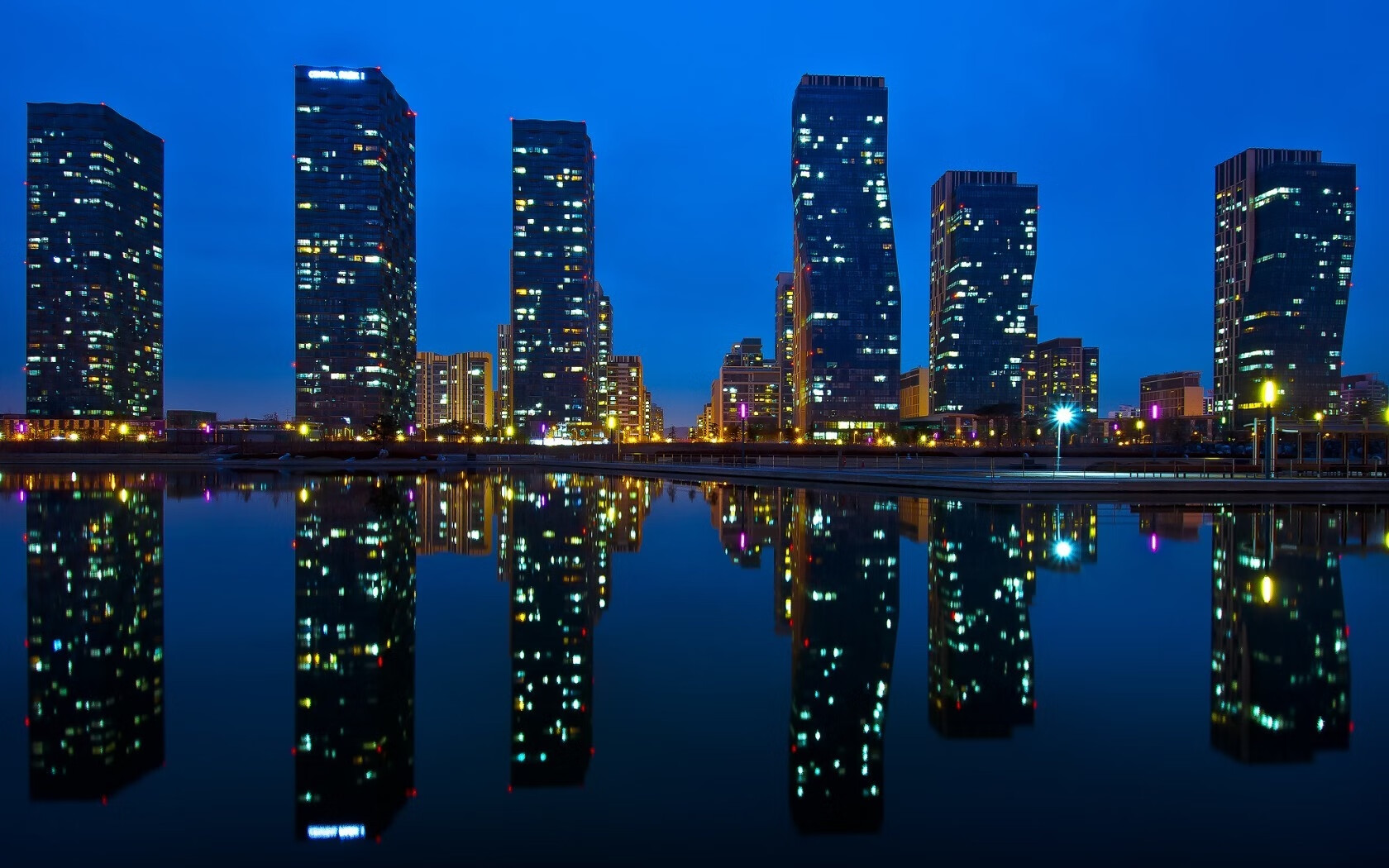 九游下载中心-虚拟现实训练逐步普及，青少年提升战术和技术的“黑科技”